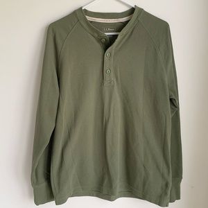 L.L. Bean Soft Green Waffle Knit Henley with Buttons Slightly Fitted